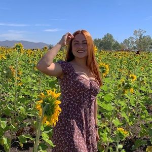 Meet your Posher, Roxana